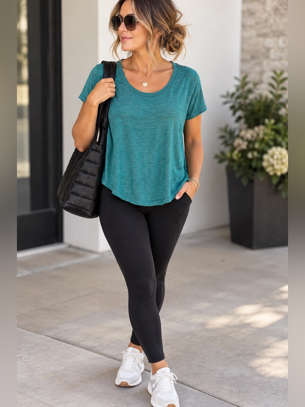 Sweaty Betty XL Teal Lightweight Scoop Neck Short Sleeve Workout Tee
